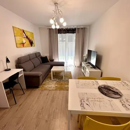 Cozy Near Magnolia - Private Parking דירה ורוצלב