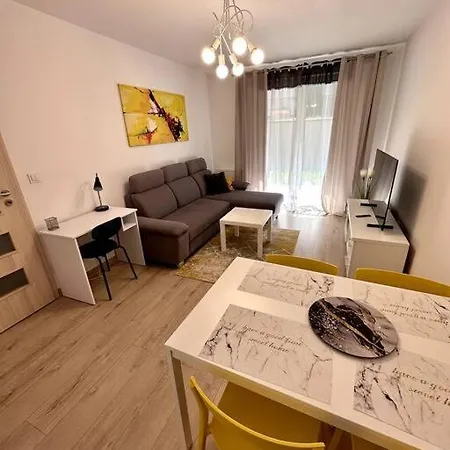 דירה Cozy Near Magnolia - Private Parking *